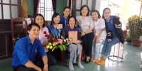 Hội LHPN xã Cẩm Thanh tổ chức thành công Hội thi cắm hoa với chủ đề “Mùa xuân của Mẹ”